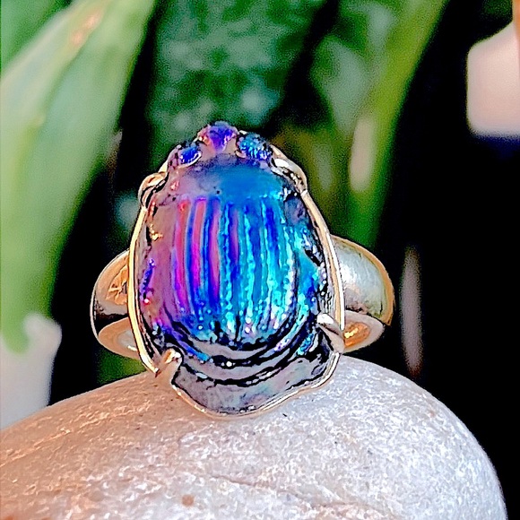Tiffany & Co. Jewelry - Tiffany Vintage scarab ring in 14 karat gold